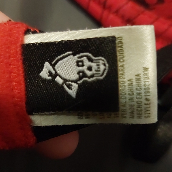 Red Skull Patterned Bra - Picture 2 of 2